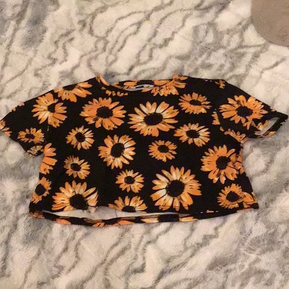 SHEIN Other - Sunflower crop top